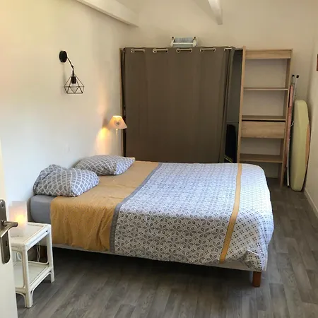 Maison Au Calme Climatisee Avec De Mai A Fin Septembre Casa de Férias *